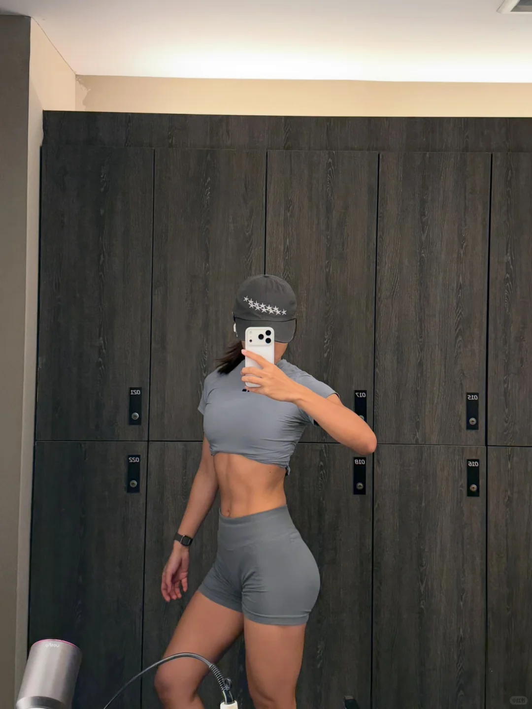 身材只是姐姐最微不足道的优点罢了