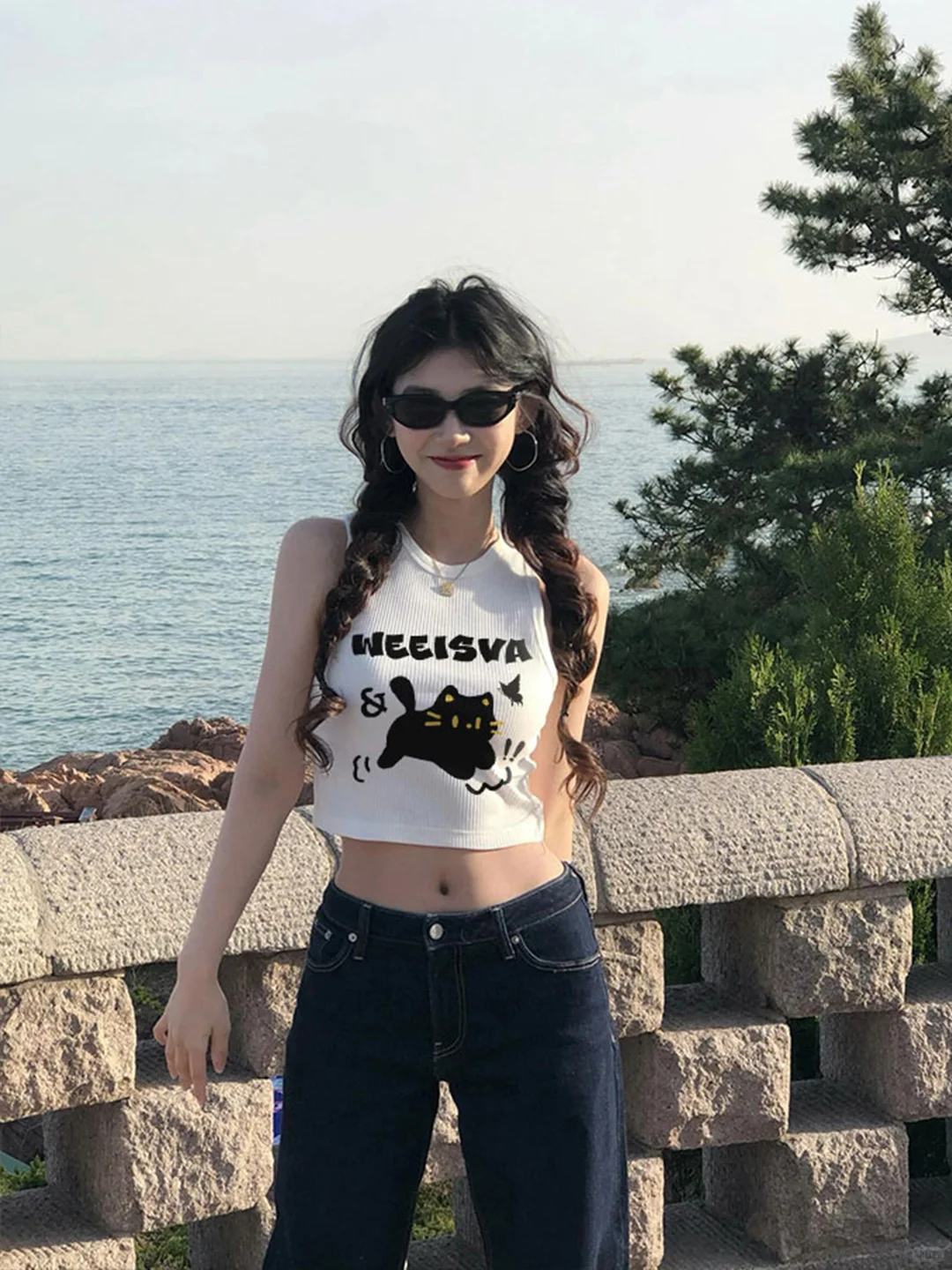 妈耶！终于买到一条阳光下不透的白色背心了