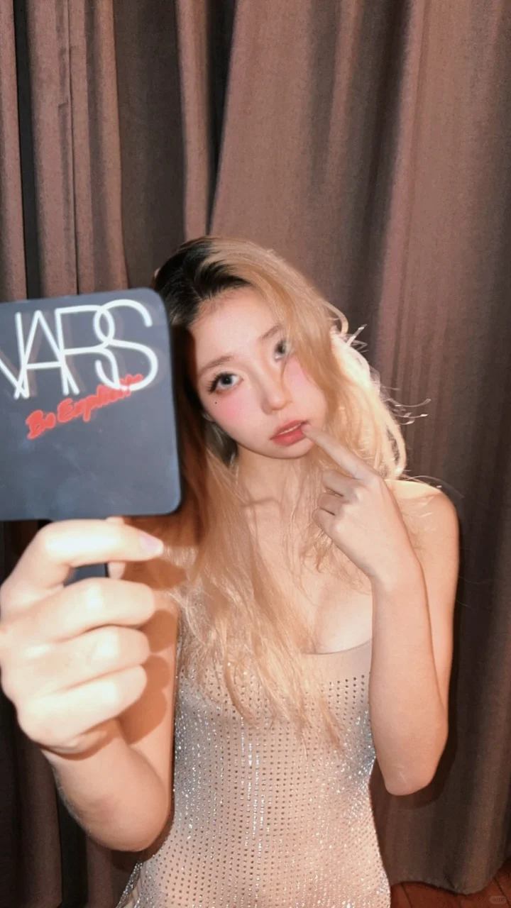 权威的女人👩我们通常称为？