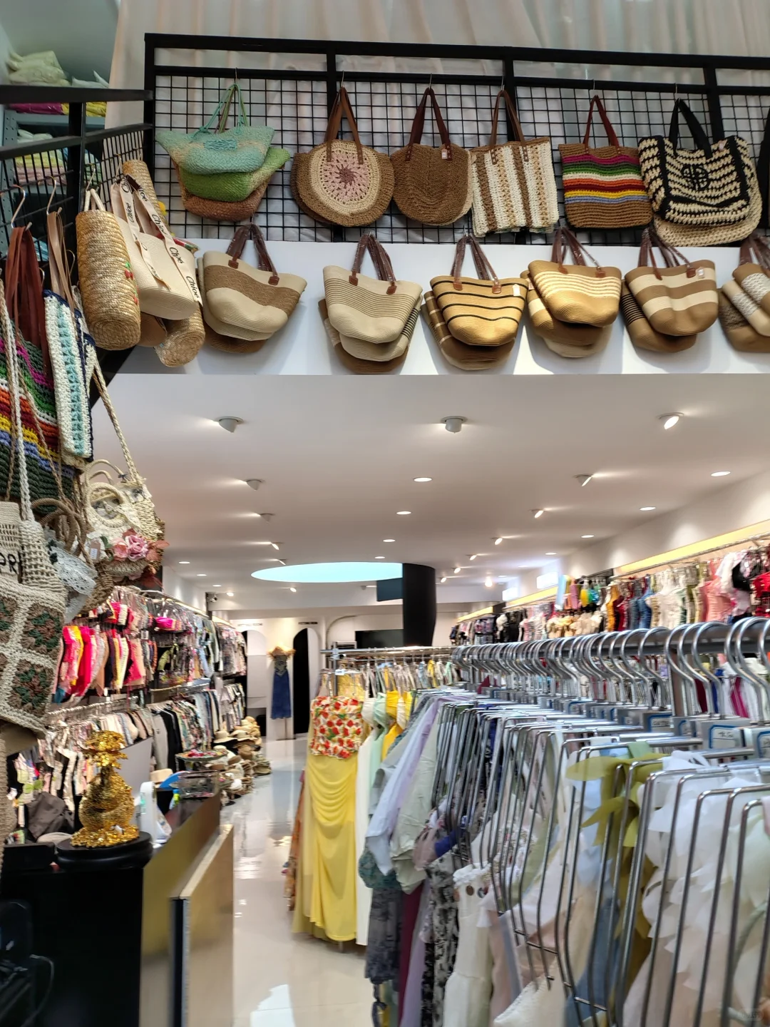 来三亚怎么能不穿各种各样的泳装沙滩裙