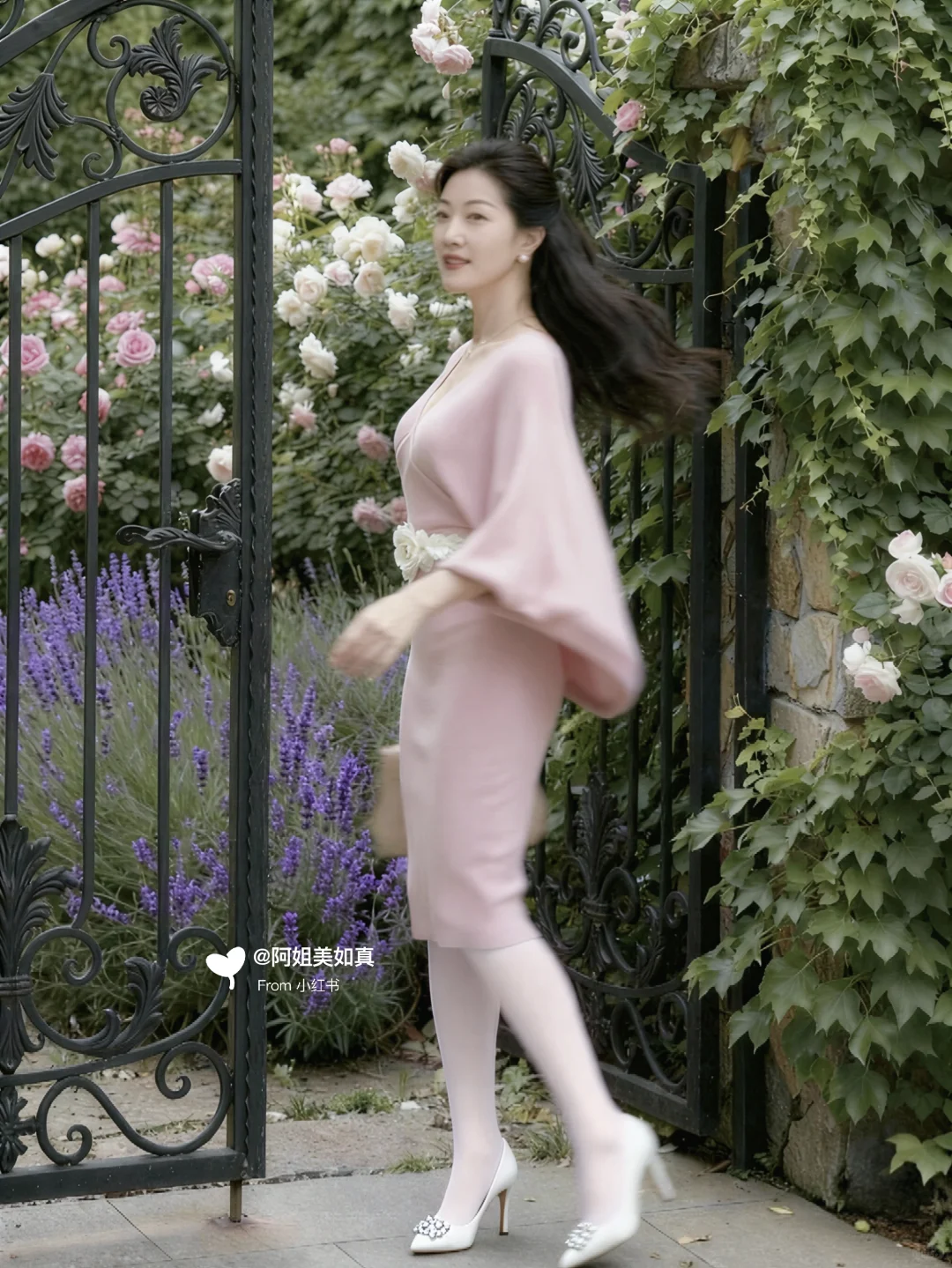 我的秘密花园，粉色连衣裙（2）