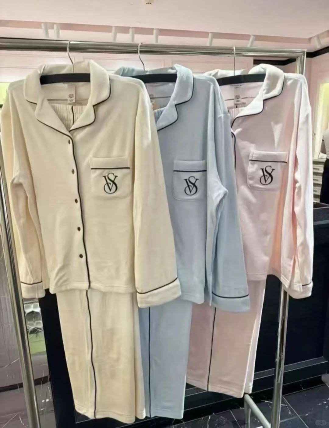 维密睡衣超低折扣