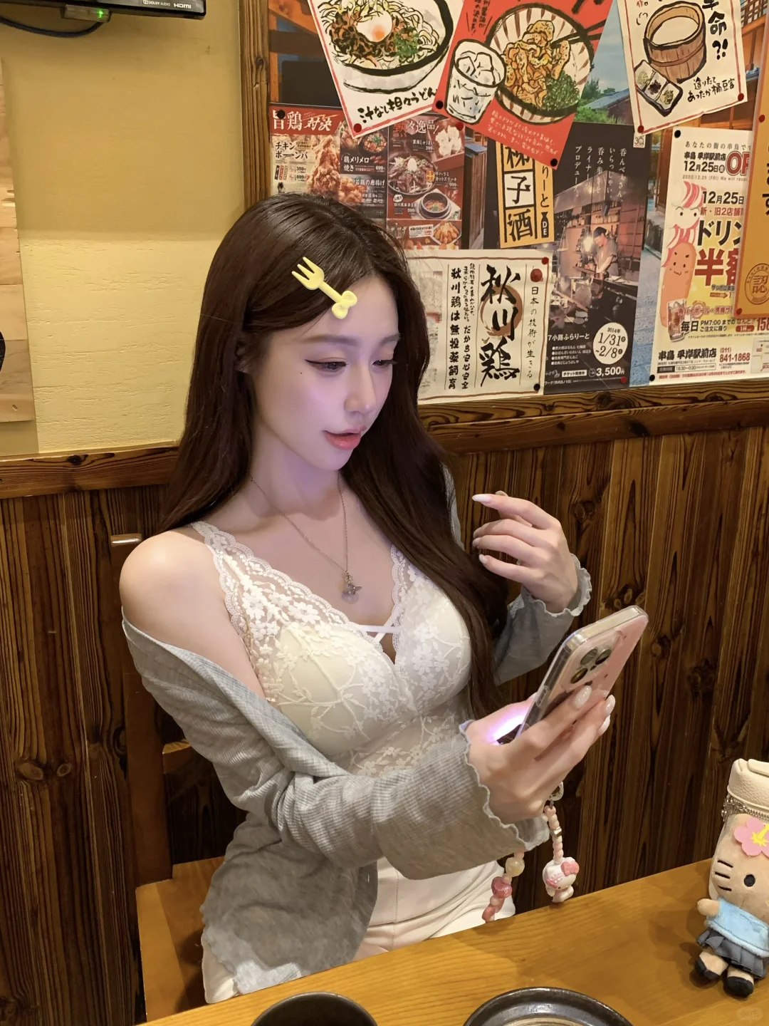 太权威！好显圆的蕾丝内搭果然有心机