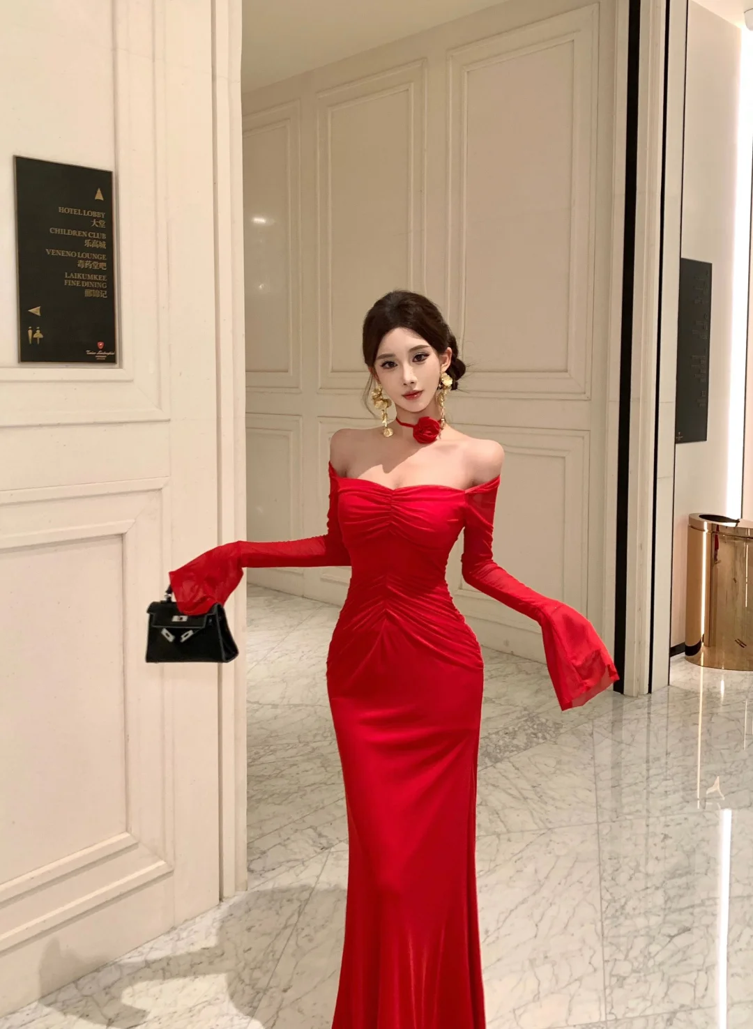 ins风红裙来啦！辣妹都爱