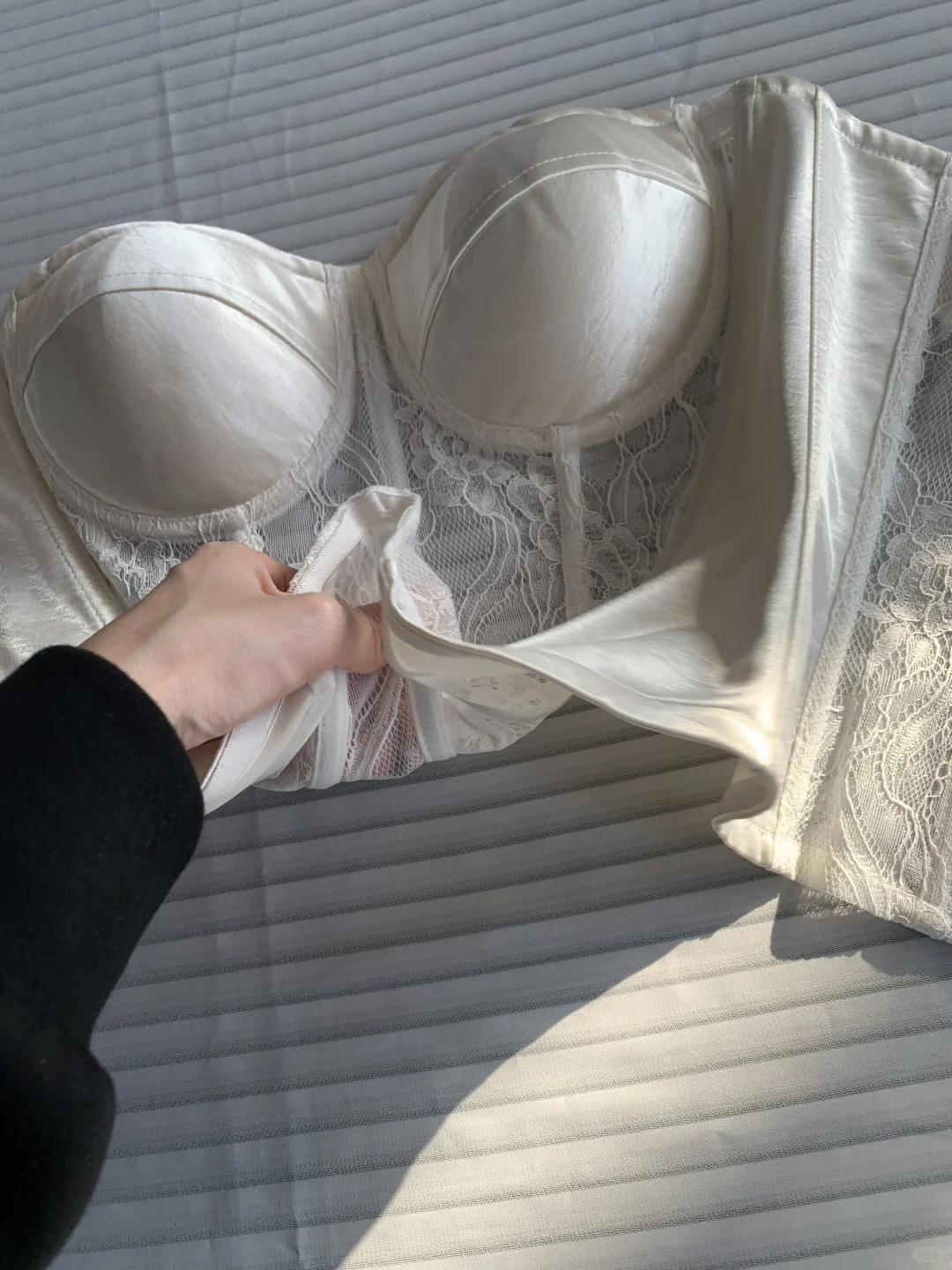 客返评｜鱼骨胸衣源头工厂，低成本穿出高级感