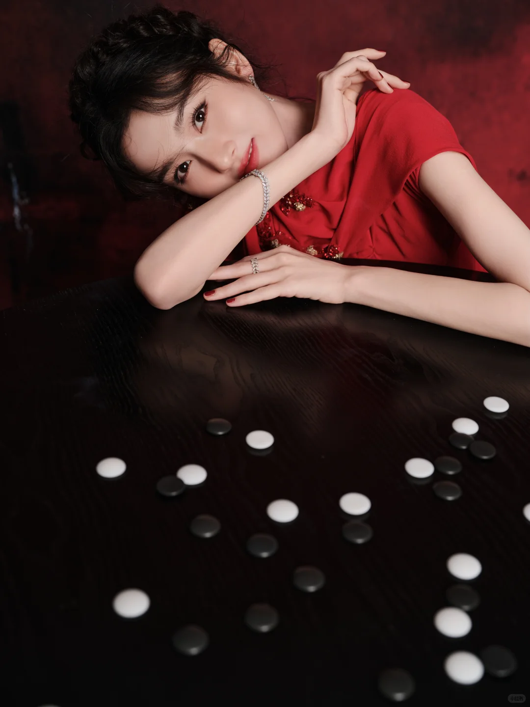 宋祖儿活动造型🥀娇艳欲滴的小红帽~