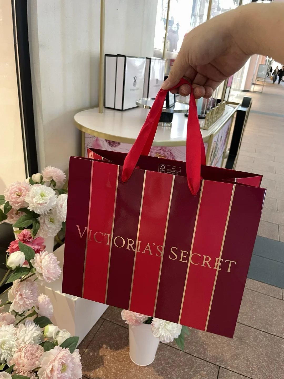 跨年去下沙奥莱，维秘内衣3折算下来