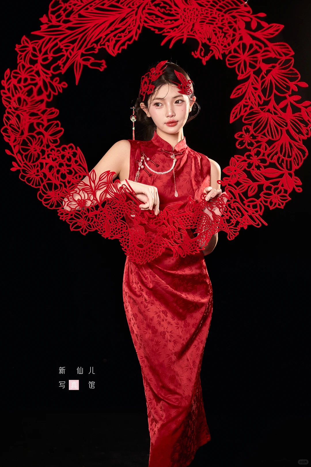 新年仪式感💃红色旗袍写真太出片了～