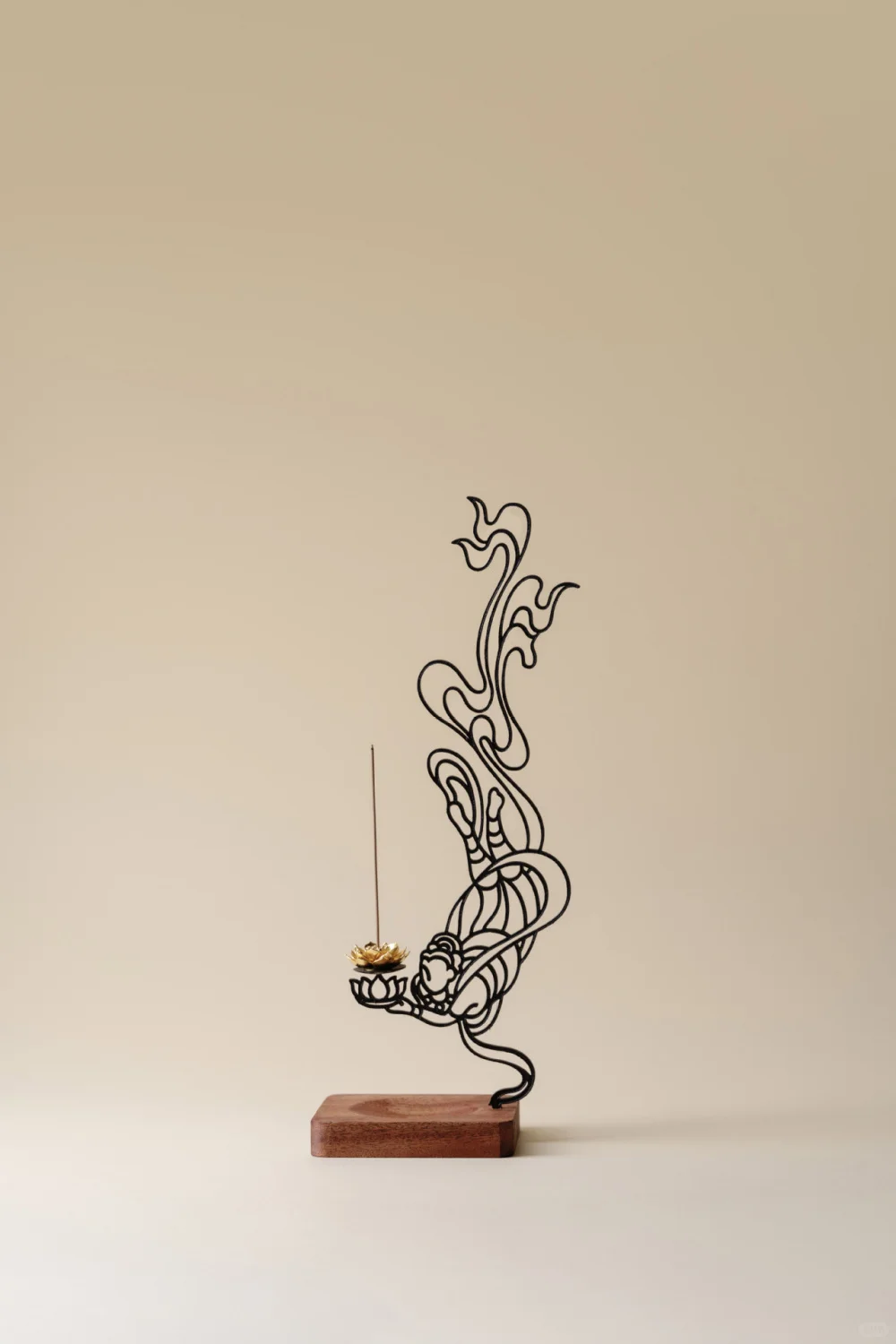 敦煌壁画上的天女，轻轻飘落到了你的案头。