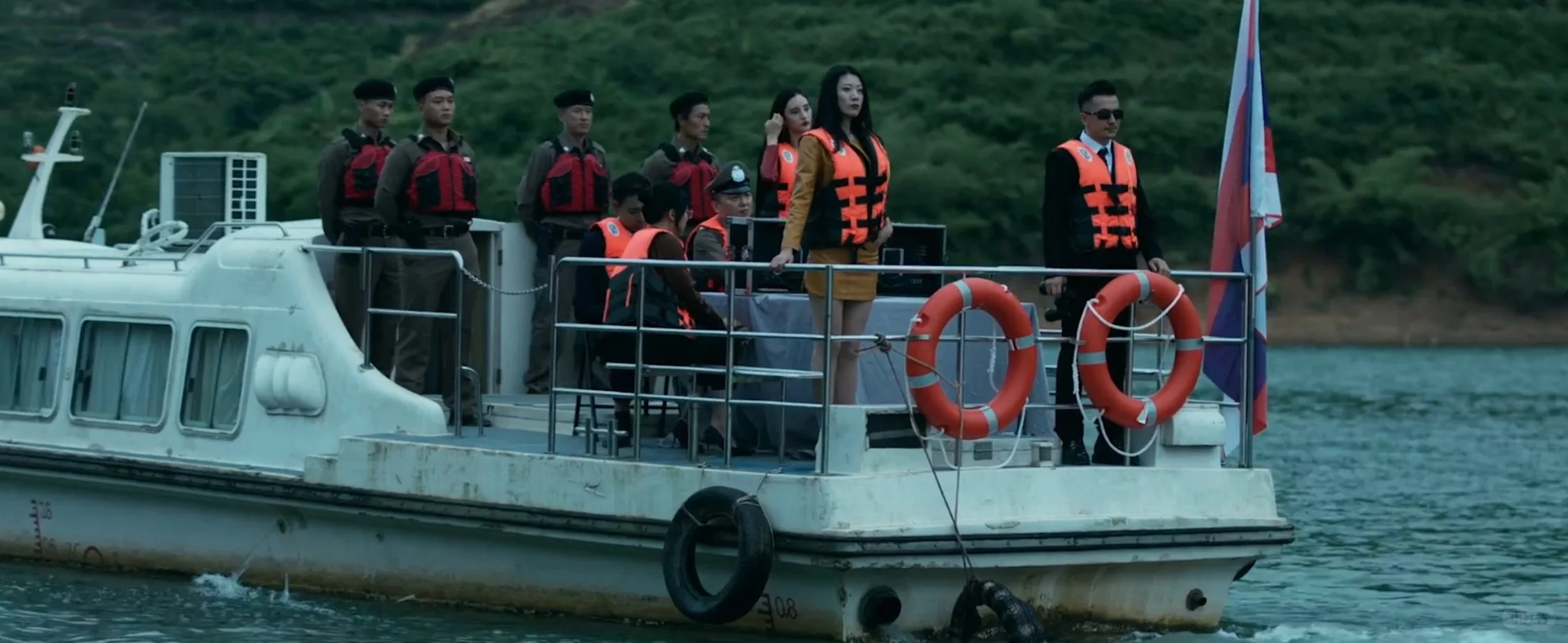 一部极力讨好观众的网大电影！