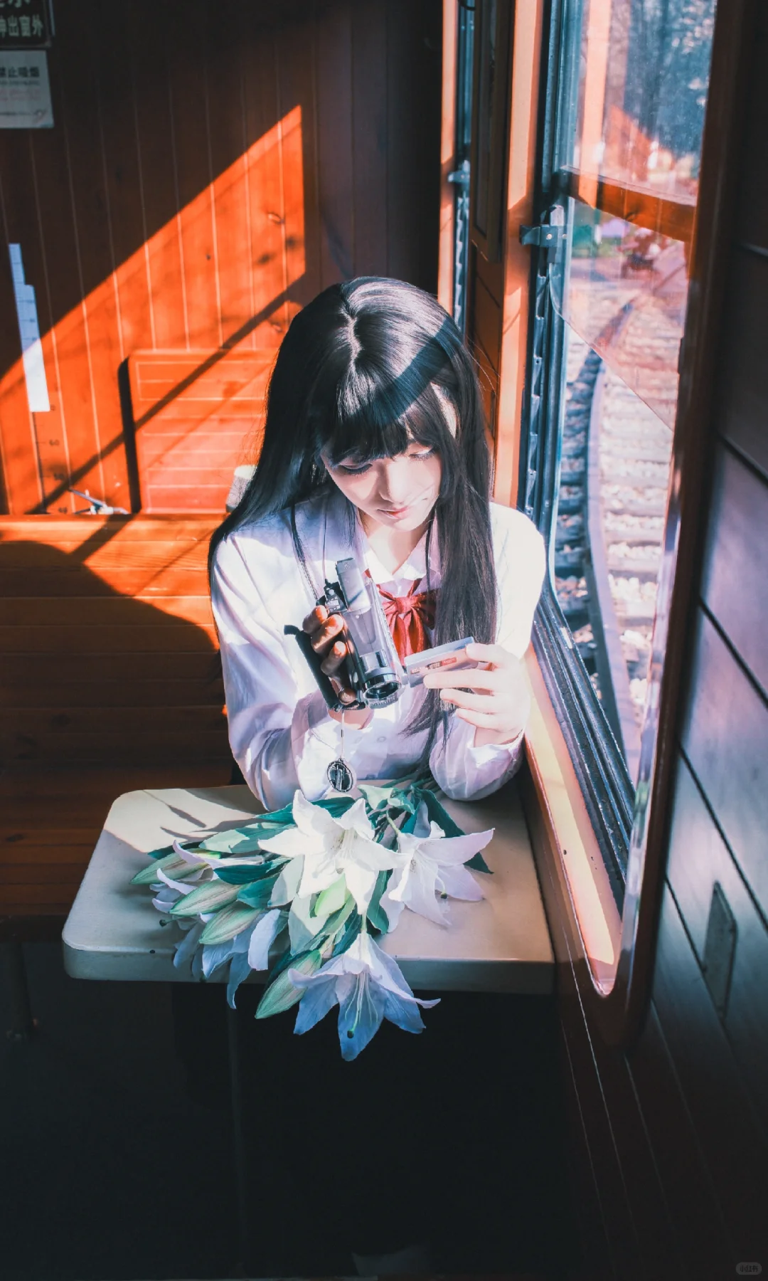 Fujifilm｜透过车窗的光，漫染少女的眼眸✨