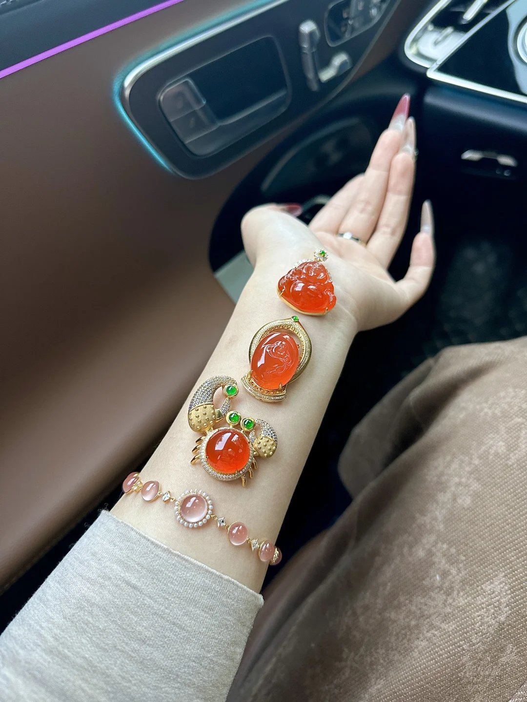 新品预告| 这一手冰红给我看迷糊了❤️好贵气