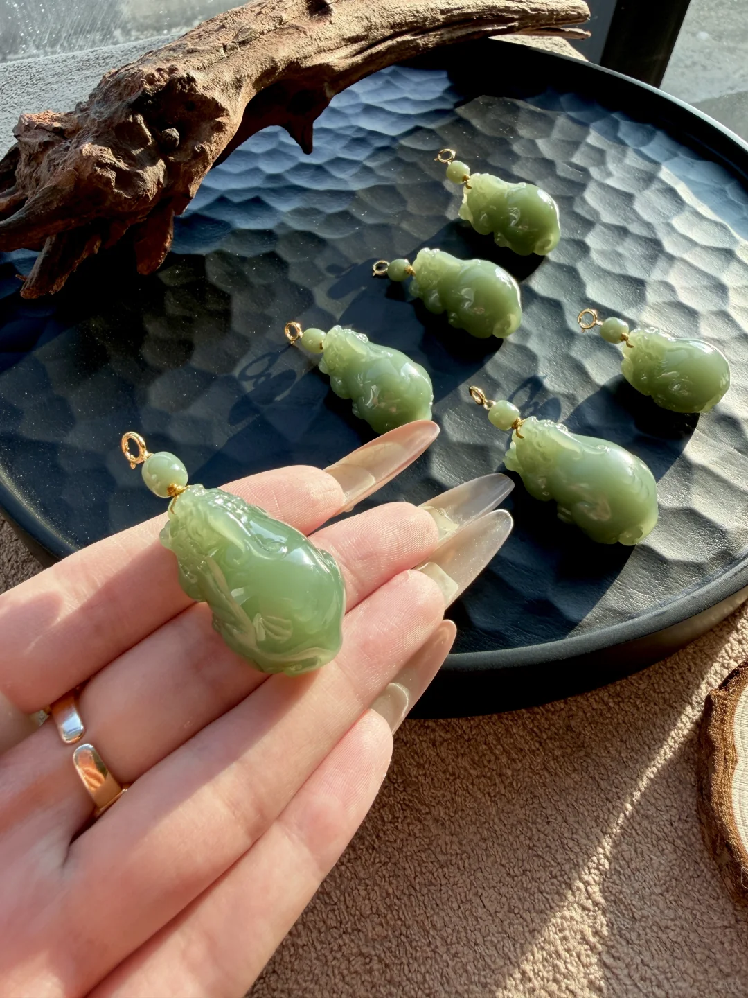 光影藏福｜猫眼粉青貔貅，把温柔与财气戴身上