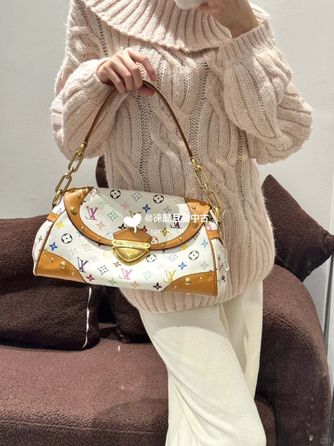 白三彩包包上身也太温柔了叭💕