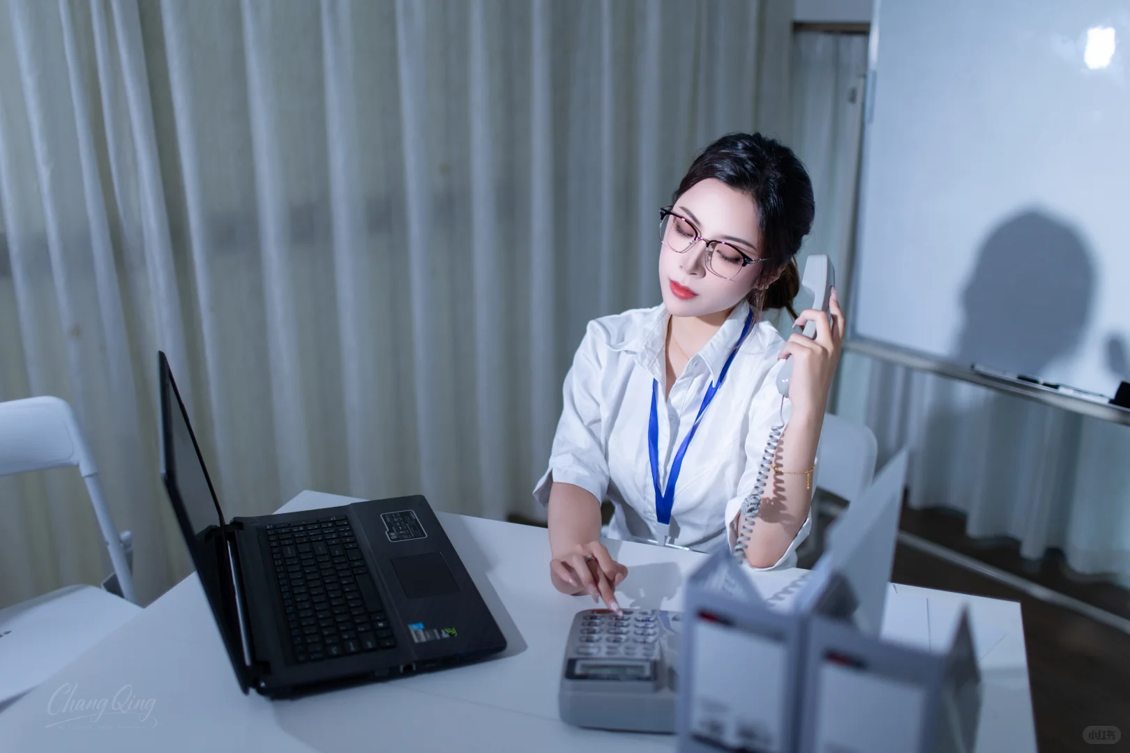 办公室海妖风御姐，一键解锁气质 buff💼