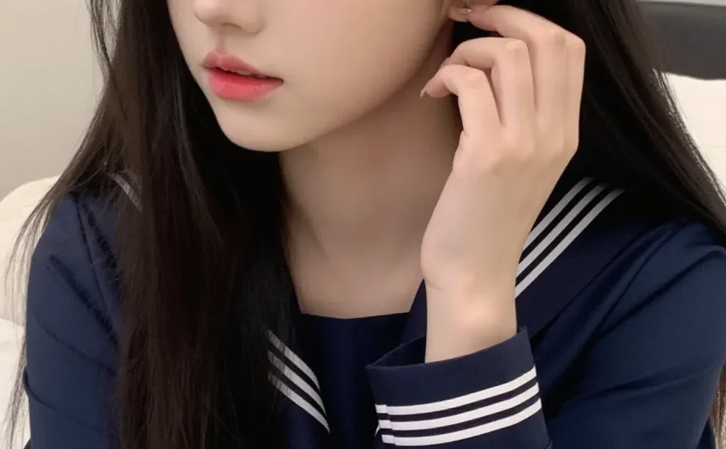 日系深蓝JK制服氛围感📸 慵懒宅家拍