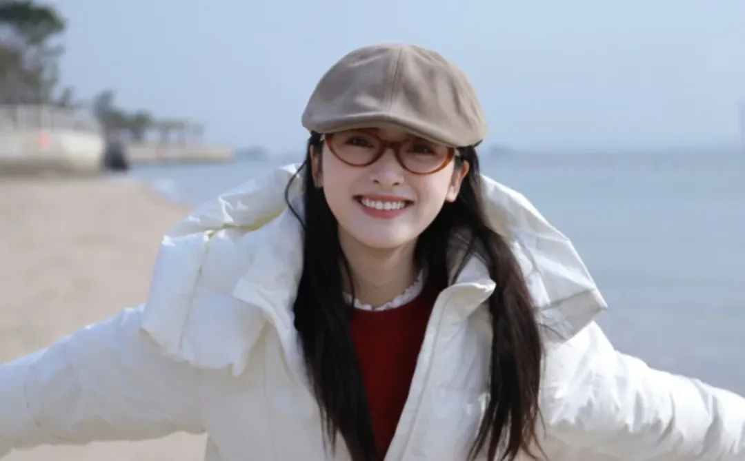 ✨沈月12.20海边穿搭｜好有氛围感的白月光