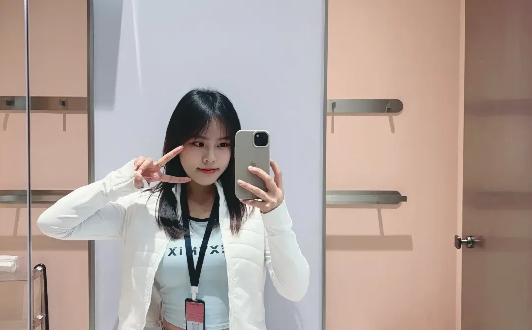 穿瑜伽服上班的400day ！