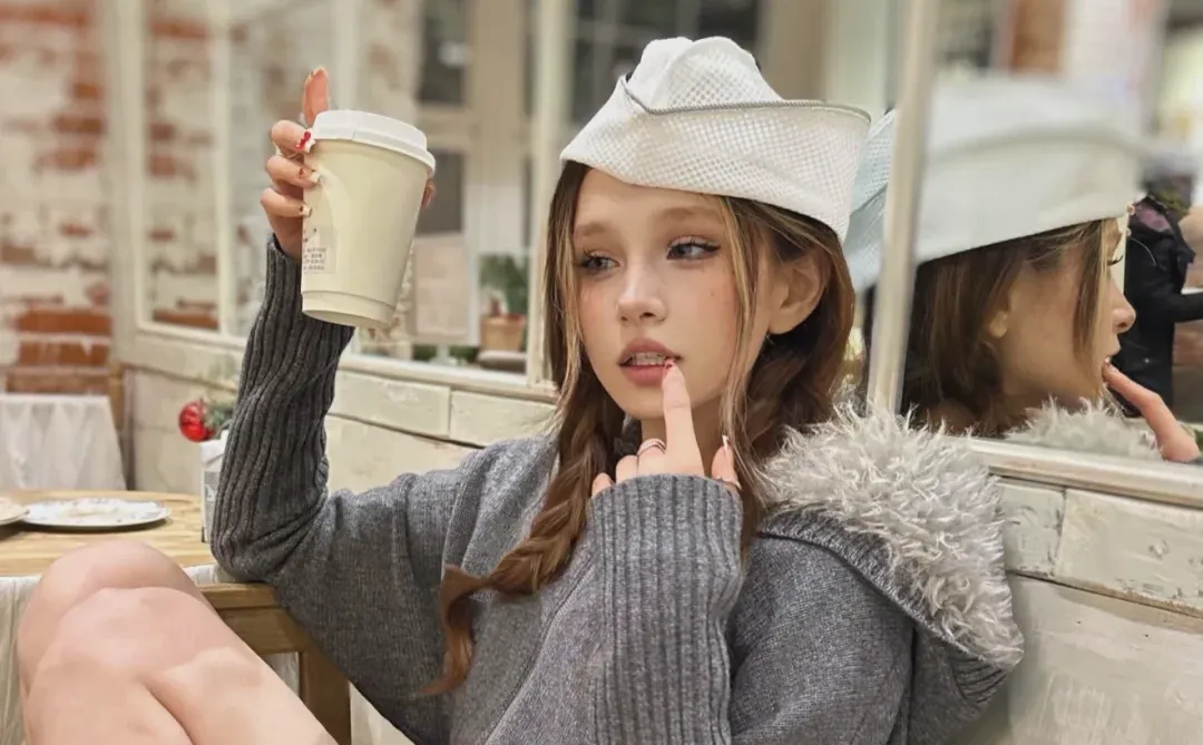 哇！这个壁纸好喜欢啊！！！