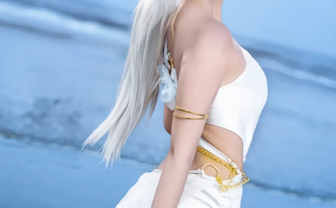 季莹莹盛夏白阳