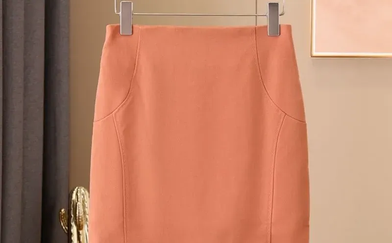 关于我2r买到一件羊毛包臀裙这件事