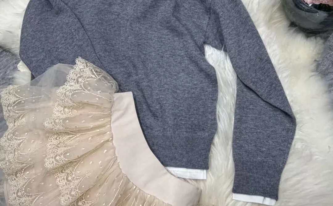 解锁MiuMiu冬季新款🖤成熟与少女的碰撞