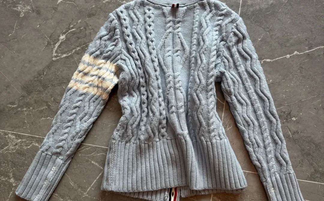 闲置马卡龙天蓝TB针织开衫慵懒风纯欲风