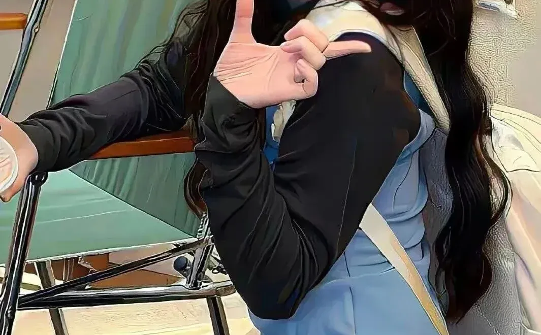 氛围感美女壁纸大赏✨