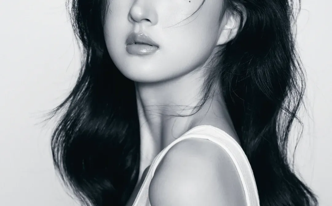 超A性感辣妹风❕黑白御姐写真