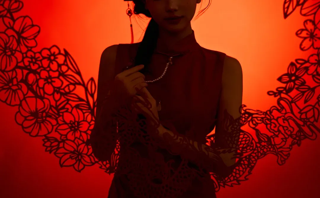 新年仪式感💃红色旗袍写真太出片了～