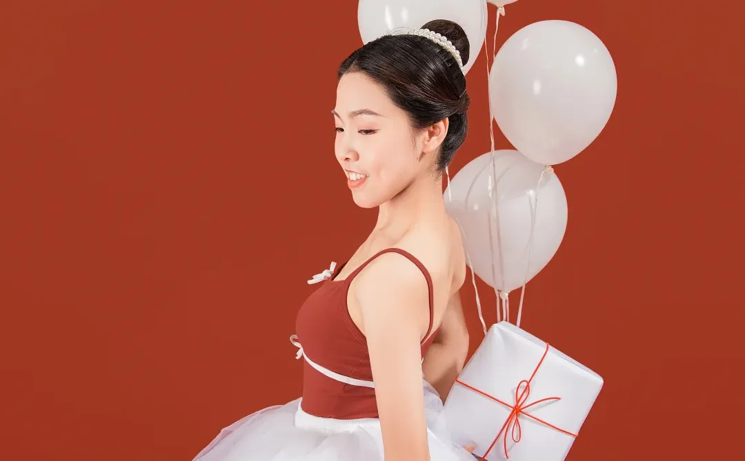 属于舞蹈生的生日写真集来啦