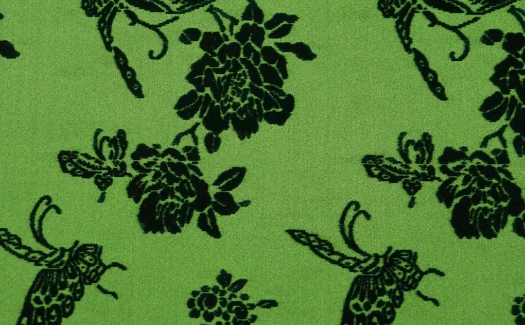 蝶恋花 · 绿底青蓝绒漳缎 王晨监制冠名