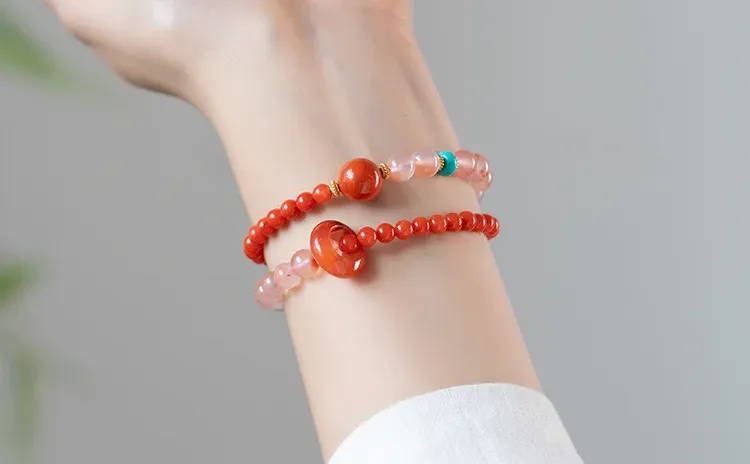 腕间流转的东方红韵🔴南红手串