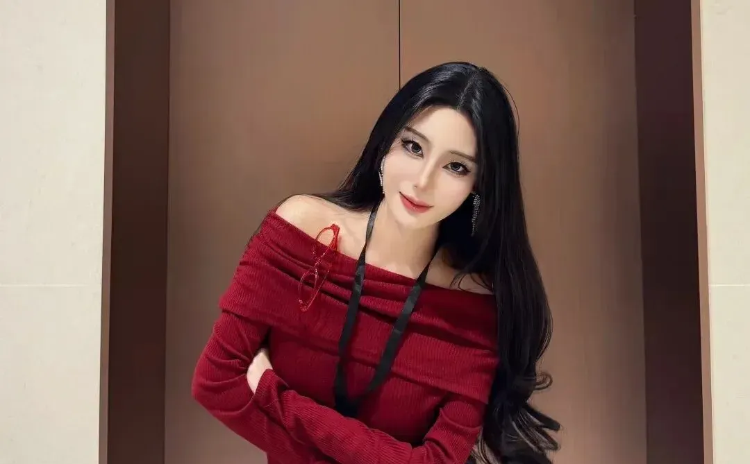 𝑹𝒐𝒎𝒂𝒏𝒄𝒆 | 极品御姐