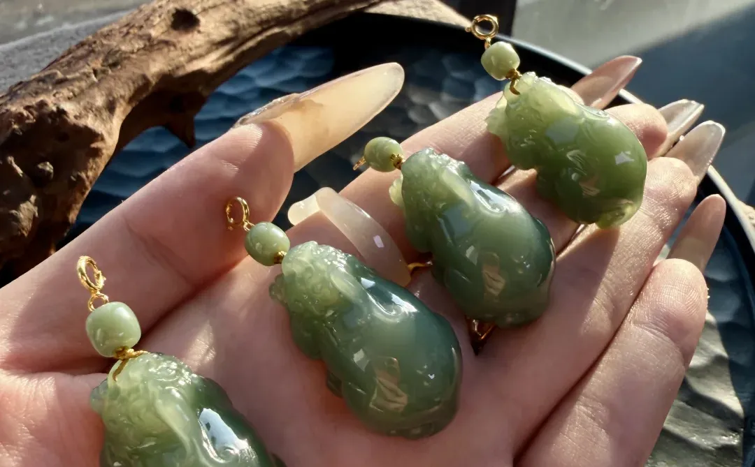 光影藏福｜猫眼粉青貔貅，把温柔与财气戴身上