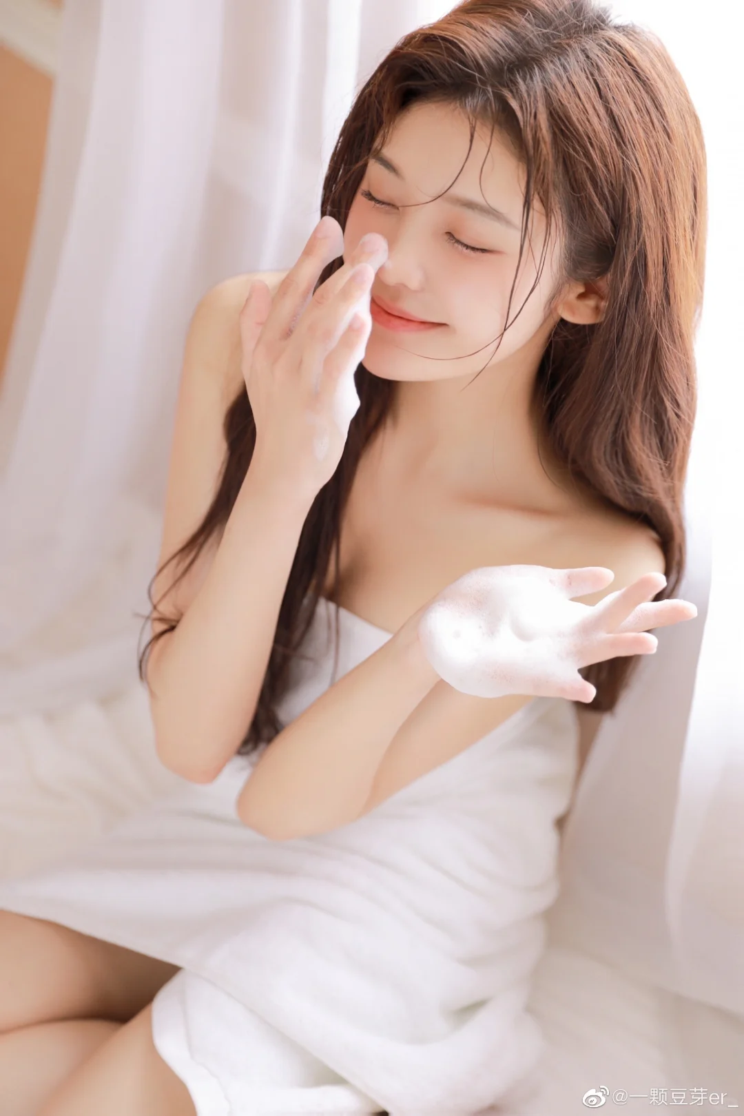 私房｜慵懒纯欲少女私房写真