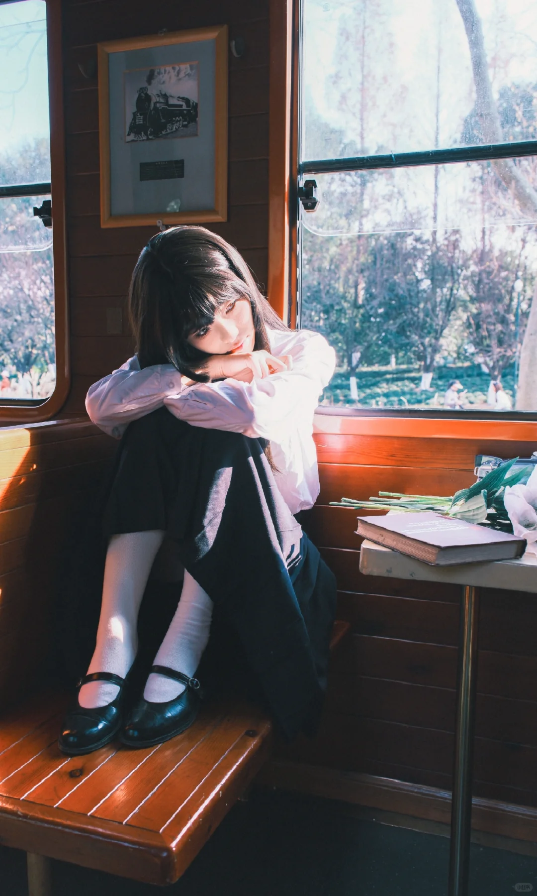 Fujifilm｜透过车窗的光，漫染少女的眼眸✨