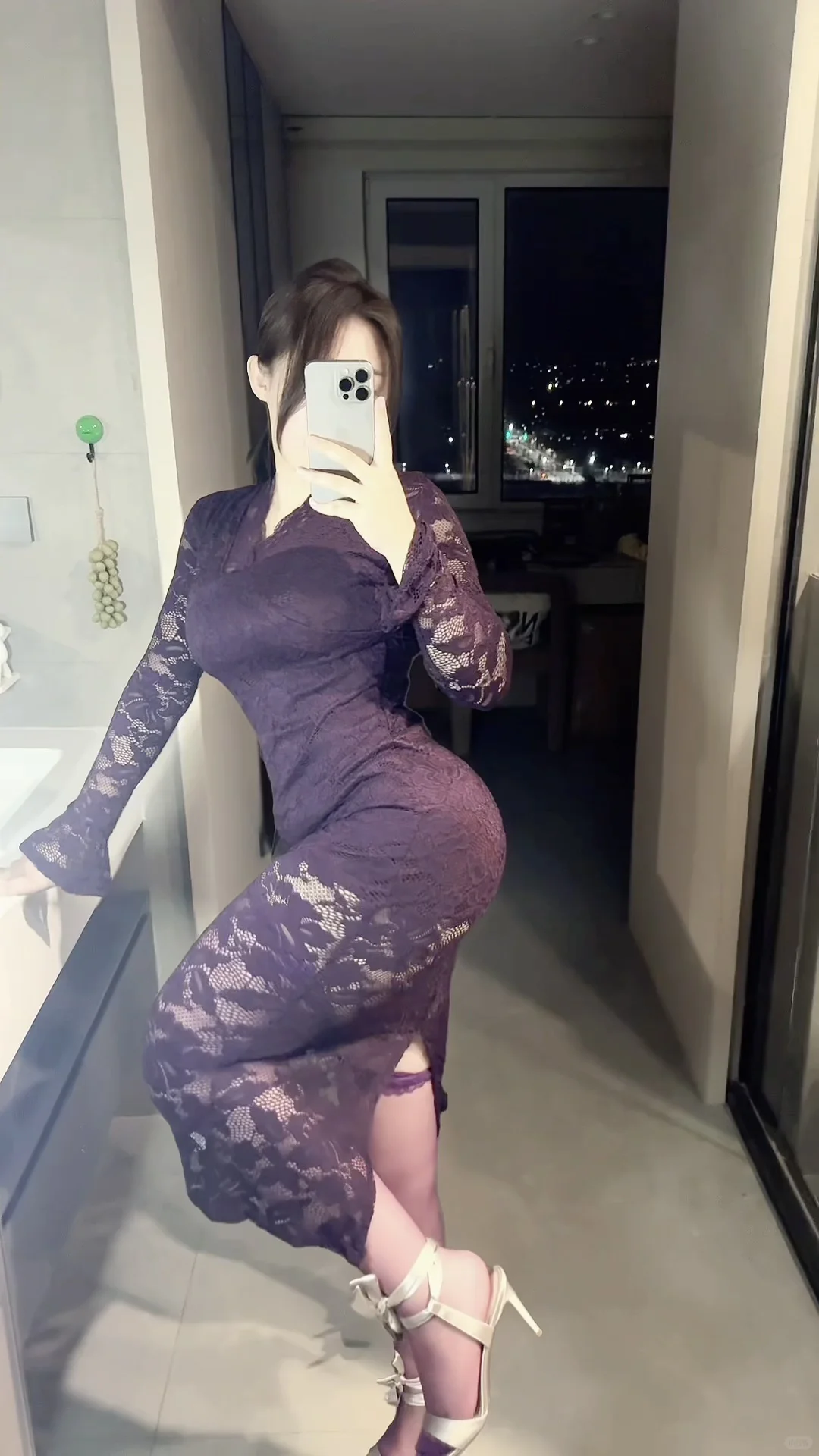 紫色包臀裙会好看吗