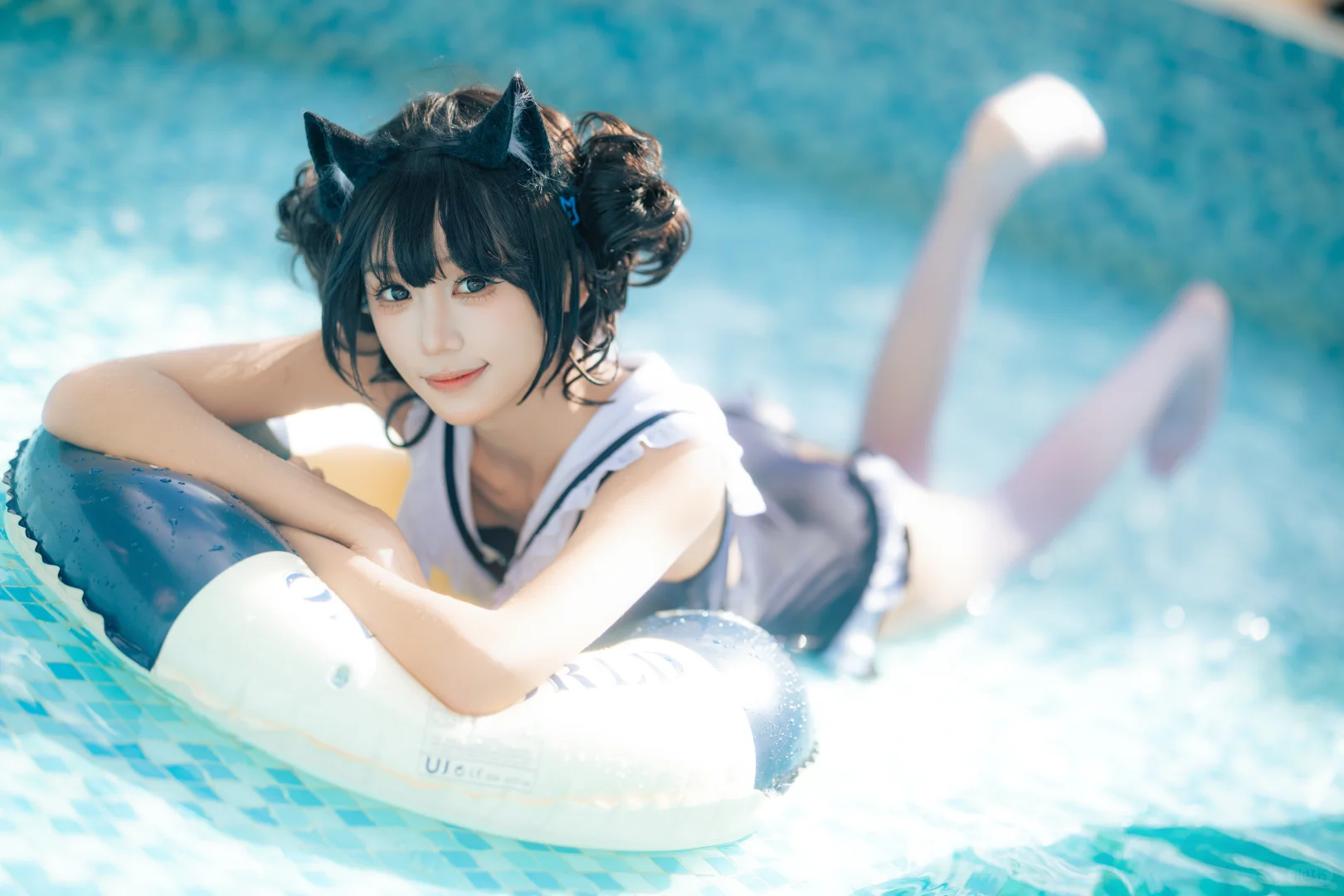 天冷了，泳装写真该发了