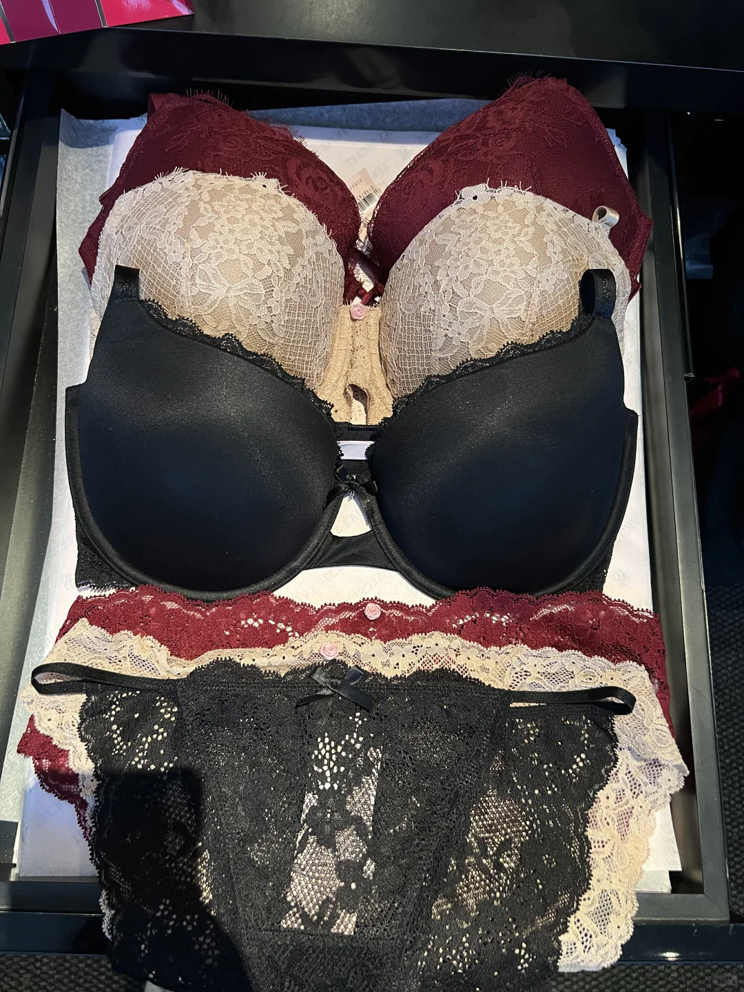 维密 | 开启圣诞🎄惊喜十二日