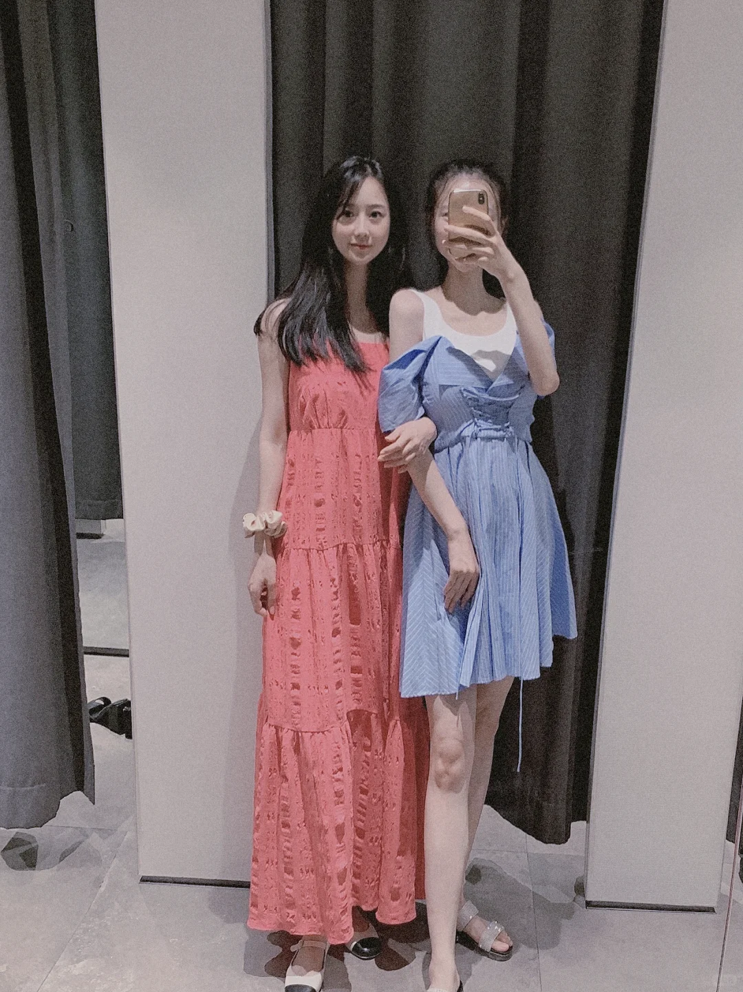 加入嫩模行业的第一天|试衣间拍大片ootd