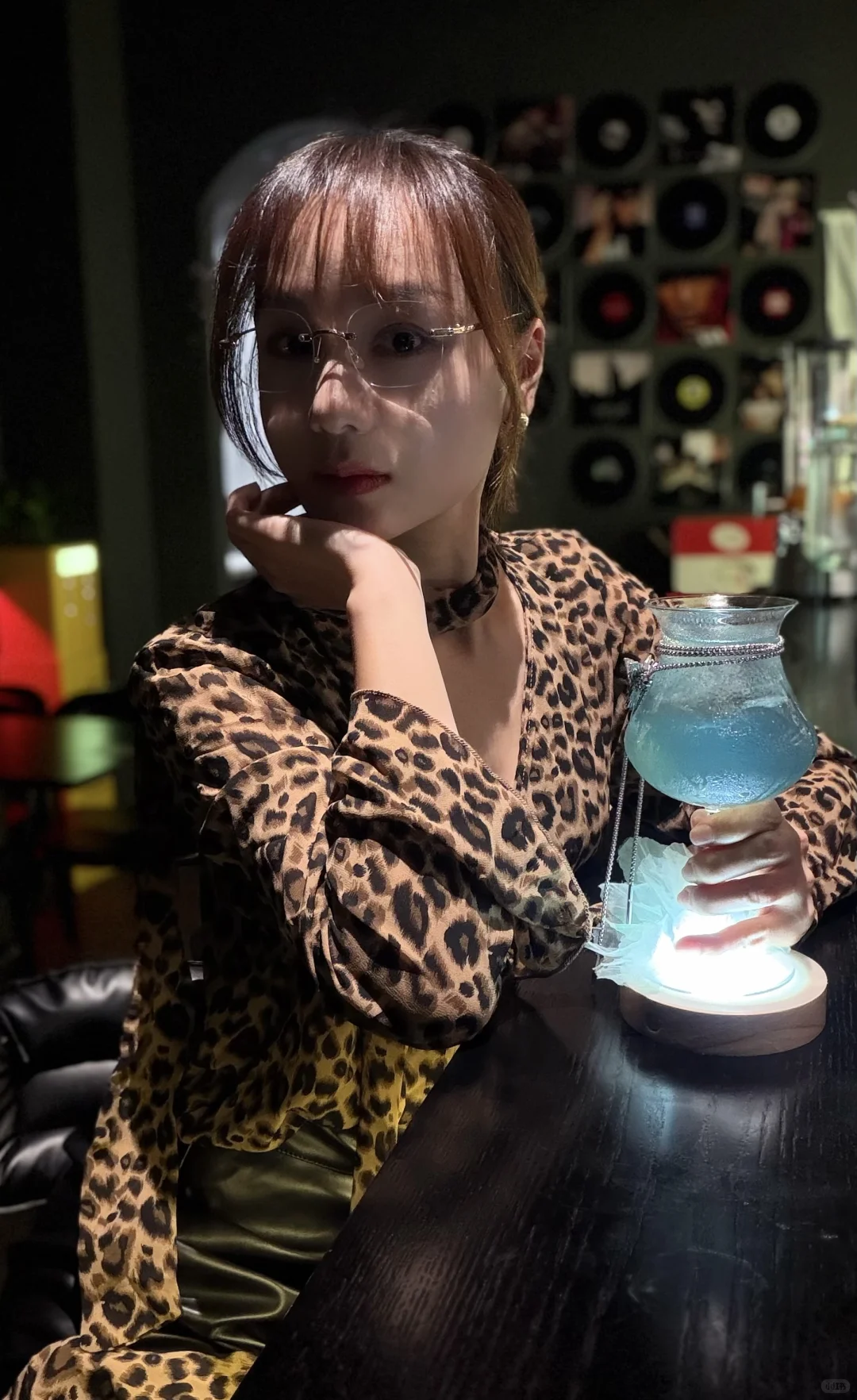 双鱼姐姐禁欲御姐风