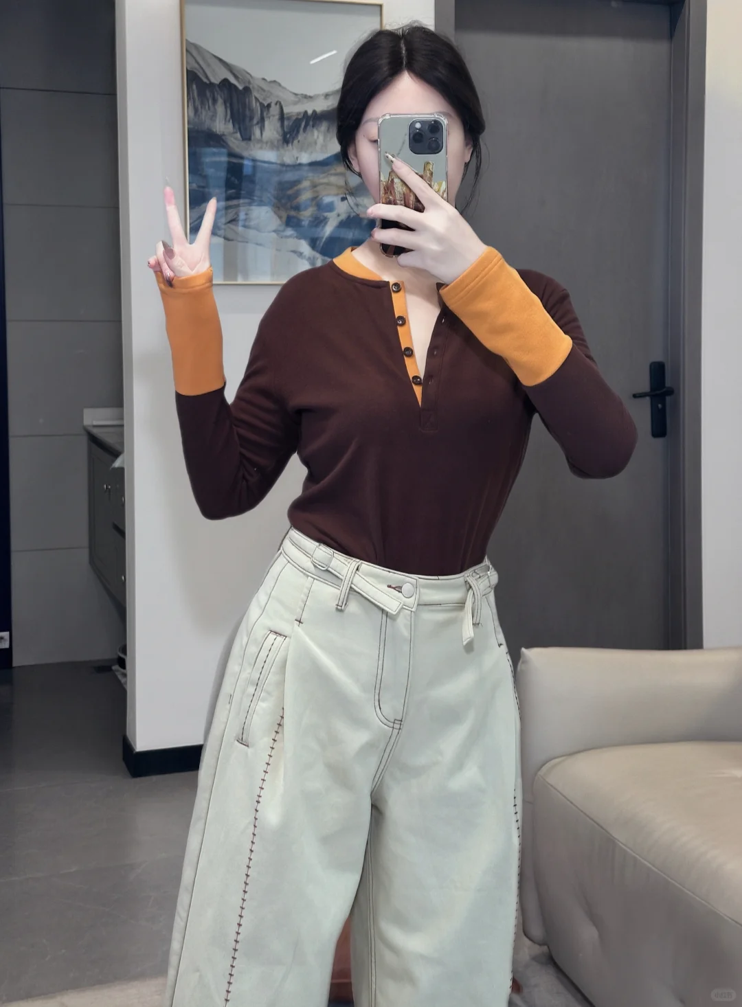 小性感！穿搭学韩女果然没错！吸睛撞色假两件