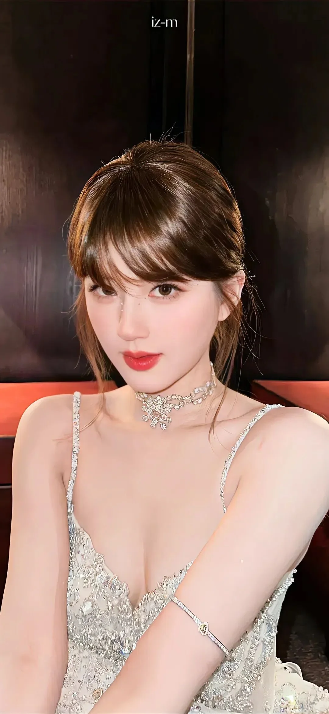 𝗦𝗛𝗔𝗥𝗘 全屏壁纸| 宝藏女孩赵露思