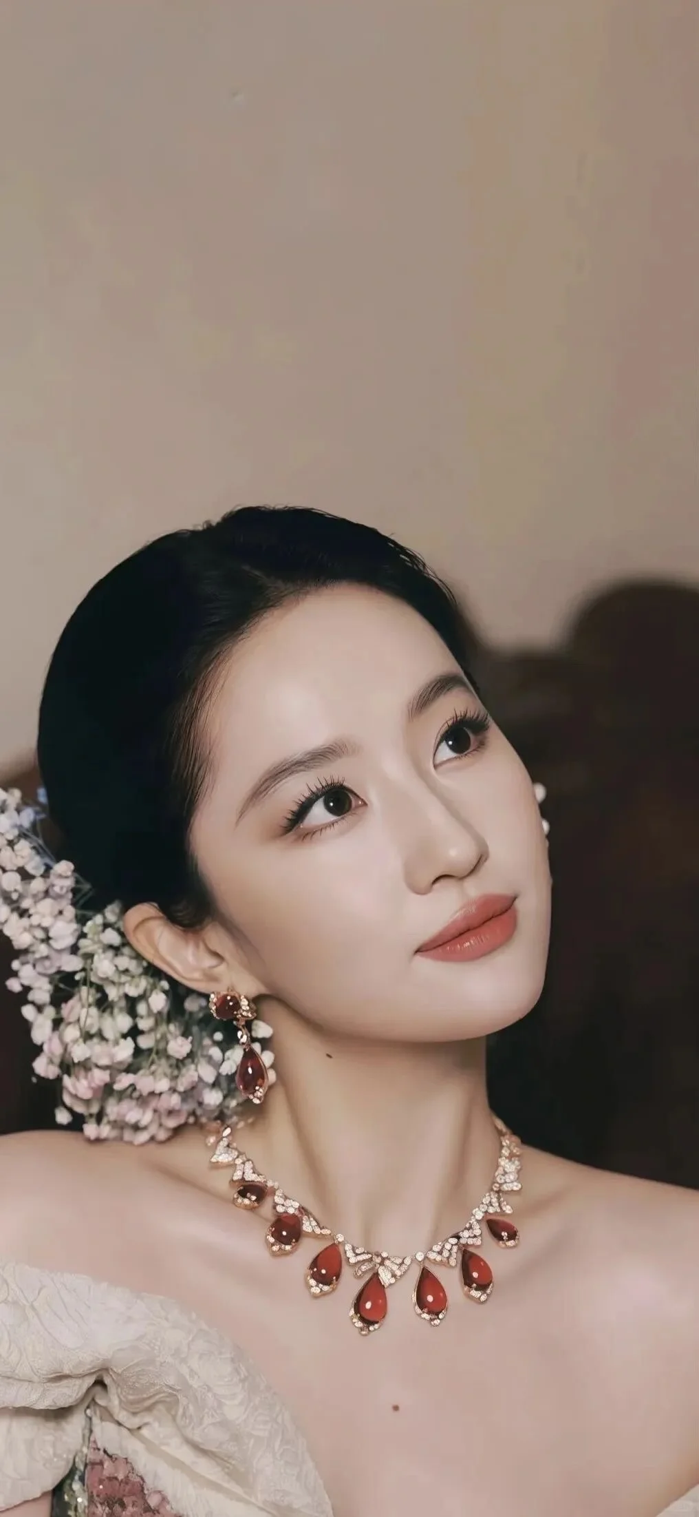 明星壁纸、今日壁纸推荐、高清壁纸