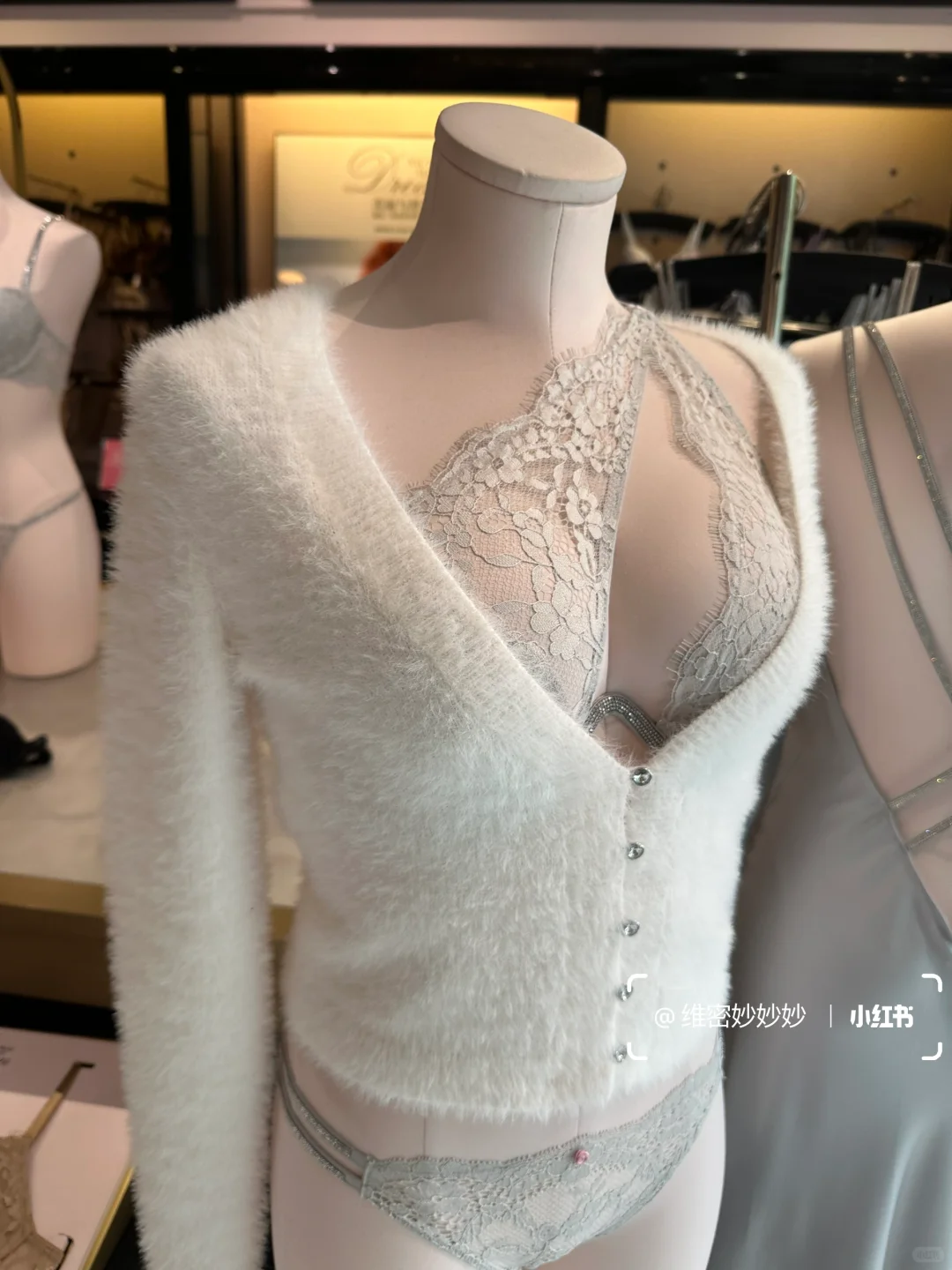 👑维密内搭绝美搭配，戳进来👀细节