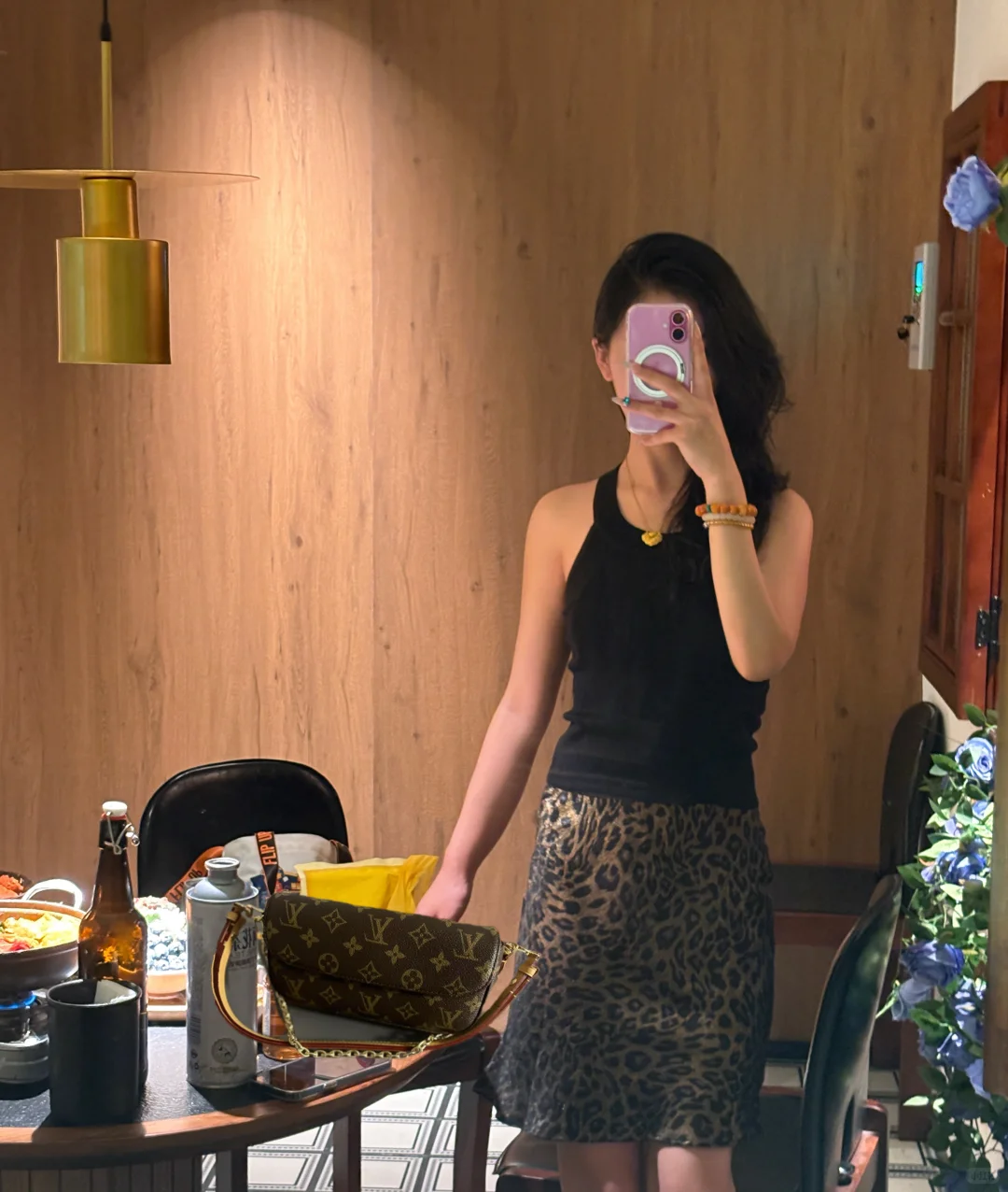 年轻时追随成熟女人味