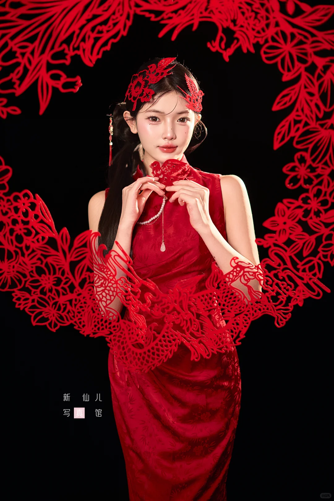 新年仪式感💃红色旗袍写真太出片了～