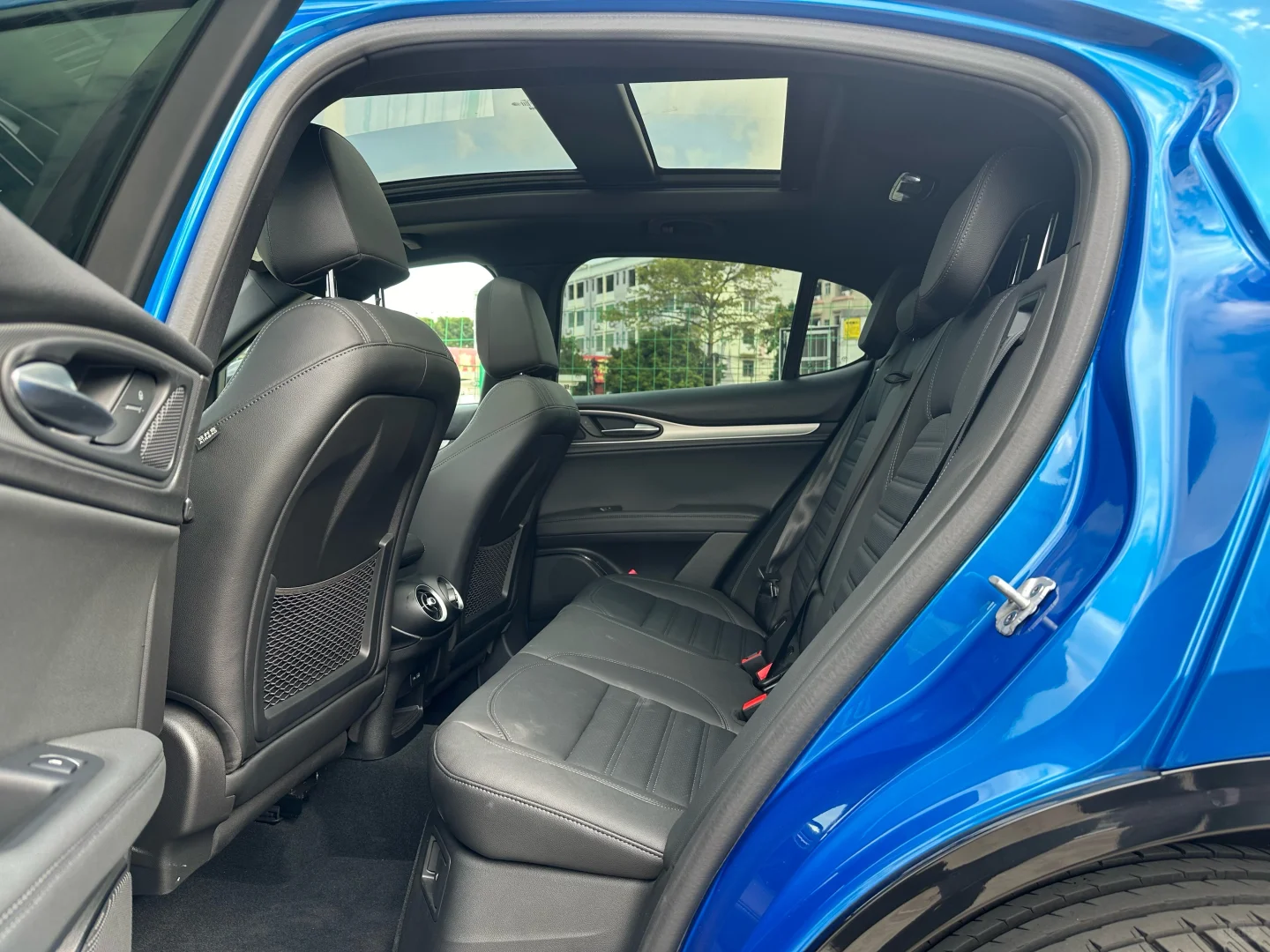 颜值与性能双杀的意式尤物｜斯坦维赛道版