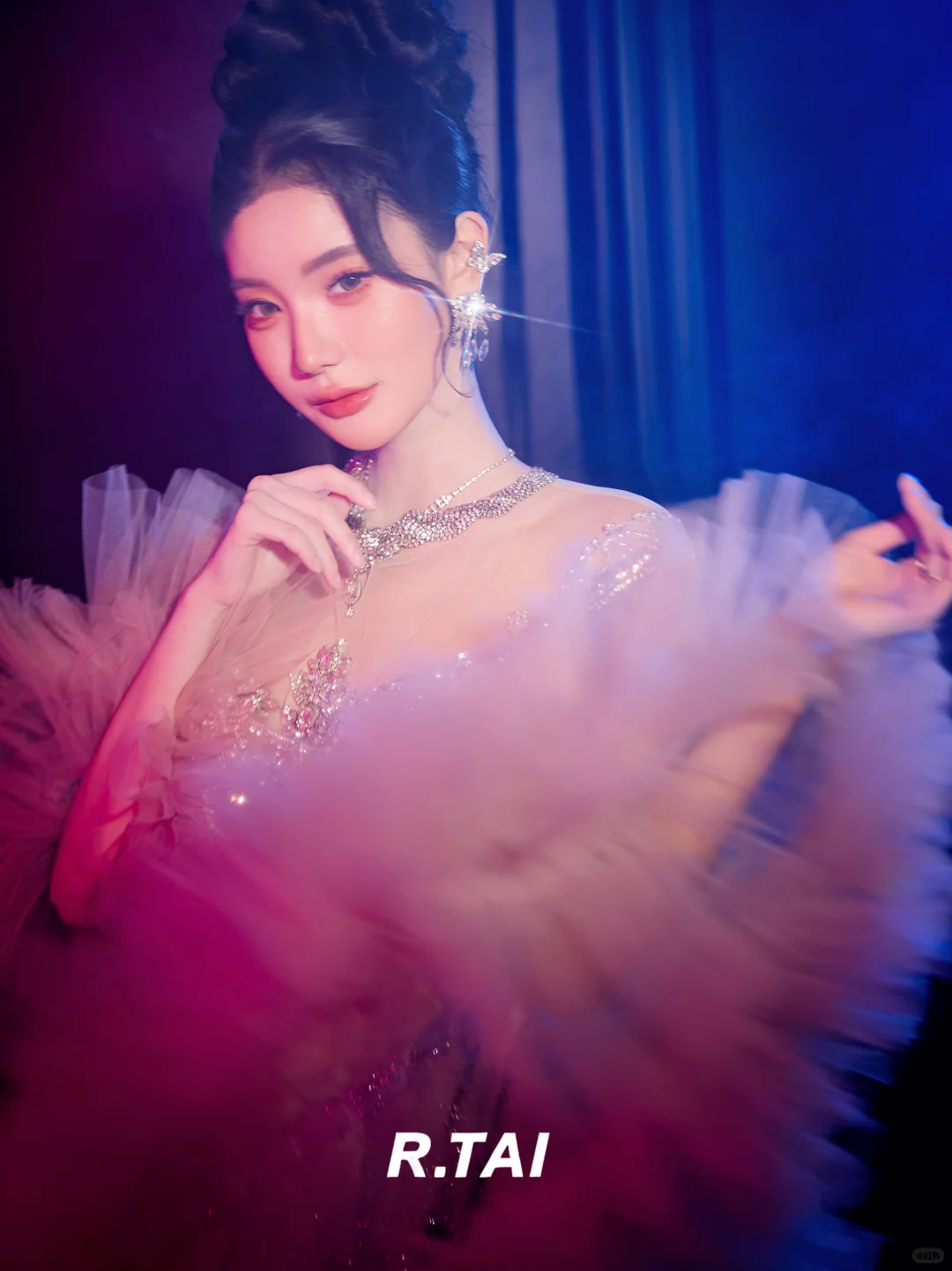 人间尤物、太美了老天爷！